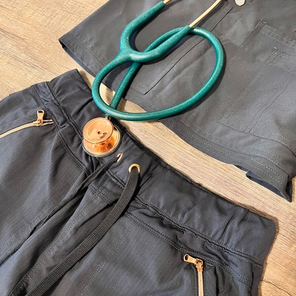 ultimate new nurse grad / student package ! 🩺👩🏼‍⚕️ - Picture 3 of 10